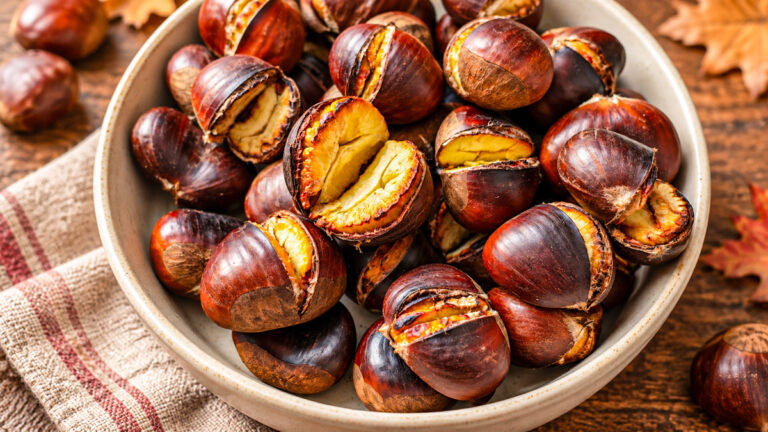 Castane coapte la cuptor moi și aromate
